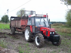 Zetor 7745 Turbo+ rozrzutnik