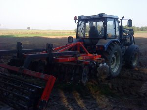 Farmtrac 685 DT & Metal Fach & Akpil