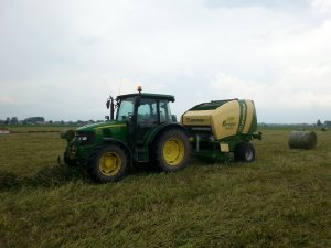 John Deere + Krone Fortima V 1500 MC