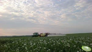 John Deere 6420 + Hardi Navigator 3000