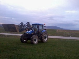 New Holland TD5030