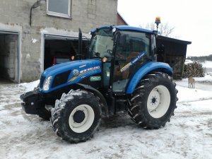 New Holland T4.65