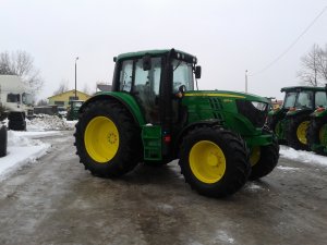 John Deere 6115M