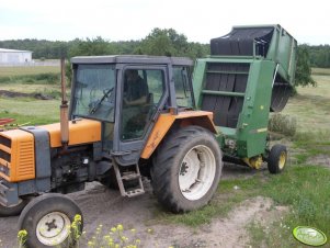 Renault 75.12 RS + JD 550