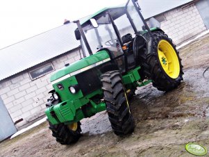 John Deere 2850 