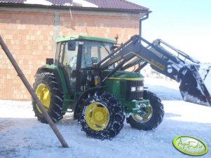 John Deere 6210