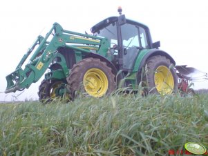 John Deere 6230