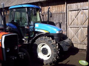 New Holland TD90D