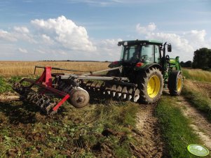 John Deere 5080R i talerzówka