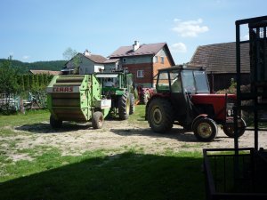 Claas Rollant 44