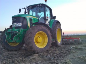 John Deere 7430