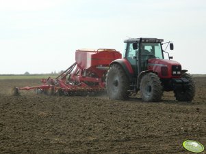 Massey Ferguson 8250