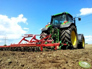 John Deere 6930 + UNIA