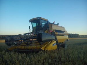 New Holland TC5040