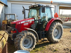 Massey Ferguson 5425