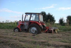 Massey Ferguson 255