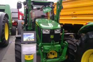 John Deere 5090G