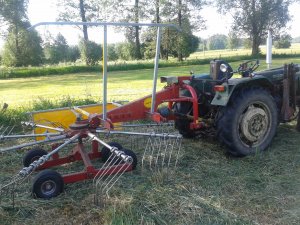 Ursus C-330 + Zgrabiarka Jarmet