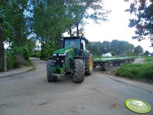 John Deere 7230R + Pronar T026.