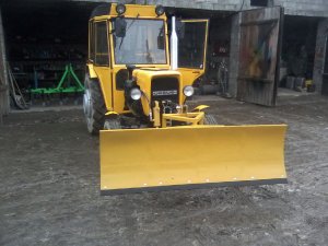 Ursus c-330