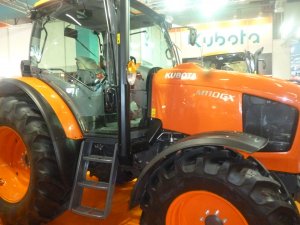 Kubota m110gx