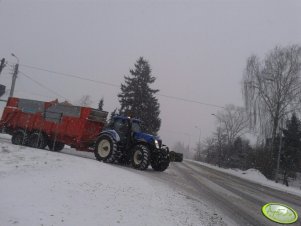 New Holland T7060