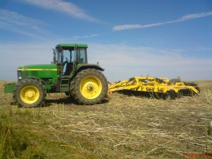 John Deere 7710 + Bednar 5000