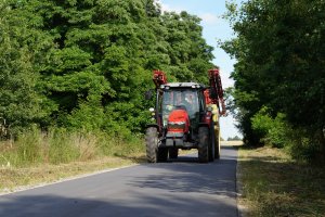 Massey Ferguson 5609 Dyna 4