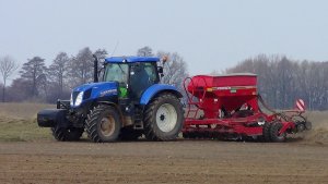 New Holland T7.200 + Horsch 3 DC.