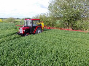 Ursus C-330 & Promar P152