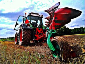 Fendt Favorit Turoboshift 514 C & Kverneland LD 100