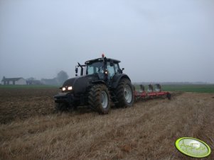 Valtra T151E + Gregoire Besson Ry47