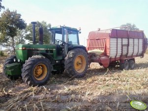 John Deere 4240S