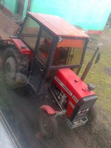 Massey Ferguson 255