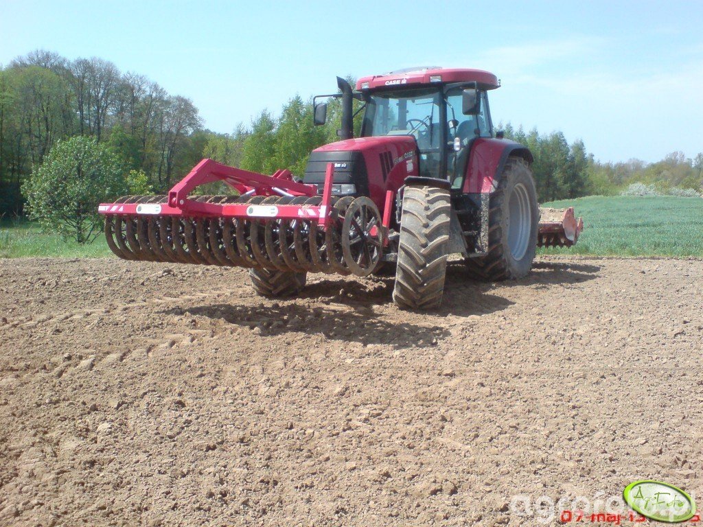 Case CVX 195 + Wał Cambella i Brona Aktywna Kuhn