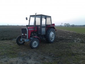 Massey Ferguson 255