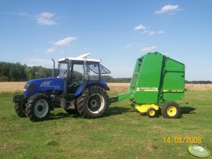 Farmtrac 80 i JD 550