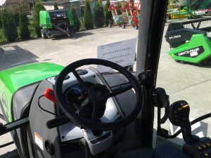 Deutz-Fahr AGROTRON 200