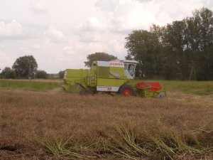 Claas Dominator 68