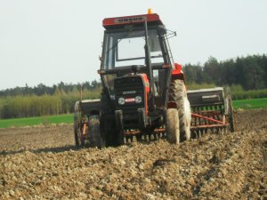 Ursus 3512