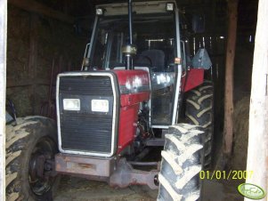 Massey Ferguson 375