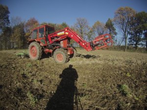 MTZ 82 + Bomet