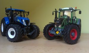 New Holland T7070 & Fendt 828 Vario