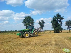 John Deere 8330 + Lemken