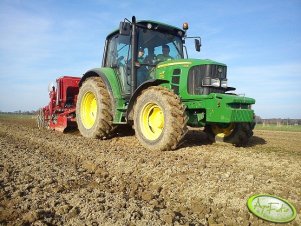 John Deere 6130