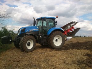 New Holland t7.170 + kuhn