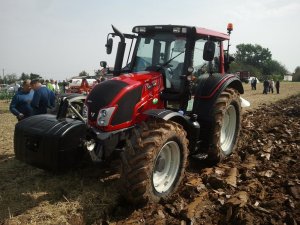 Valtra n103.4