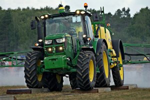 John Deere 6115R