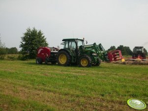 John Deere 5100R + Metal Fach Z-562