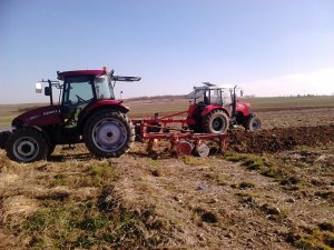 Case i Farmtrac